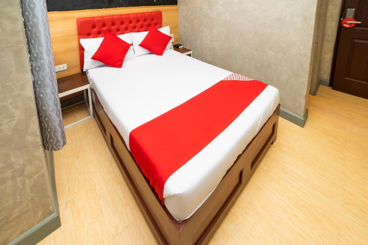Oyo 471 Edilberto'S Bed And Breakfast Tagum Bagian luar foto